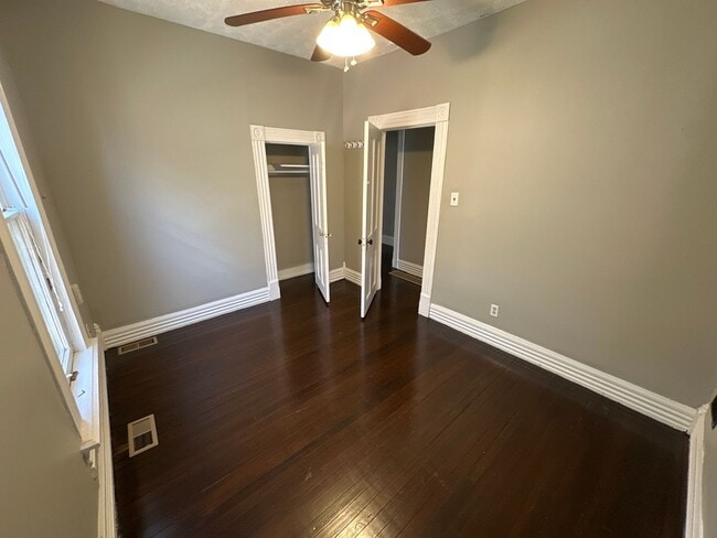 Building Photo - Wilber Ave 226-228 MLR