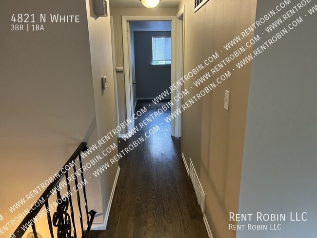 Building Photo - 4821 N White-