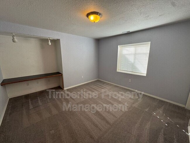 Building Photo - 3758 Pony Tracks Dr