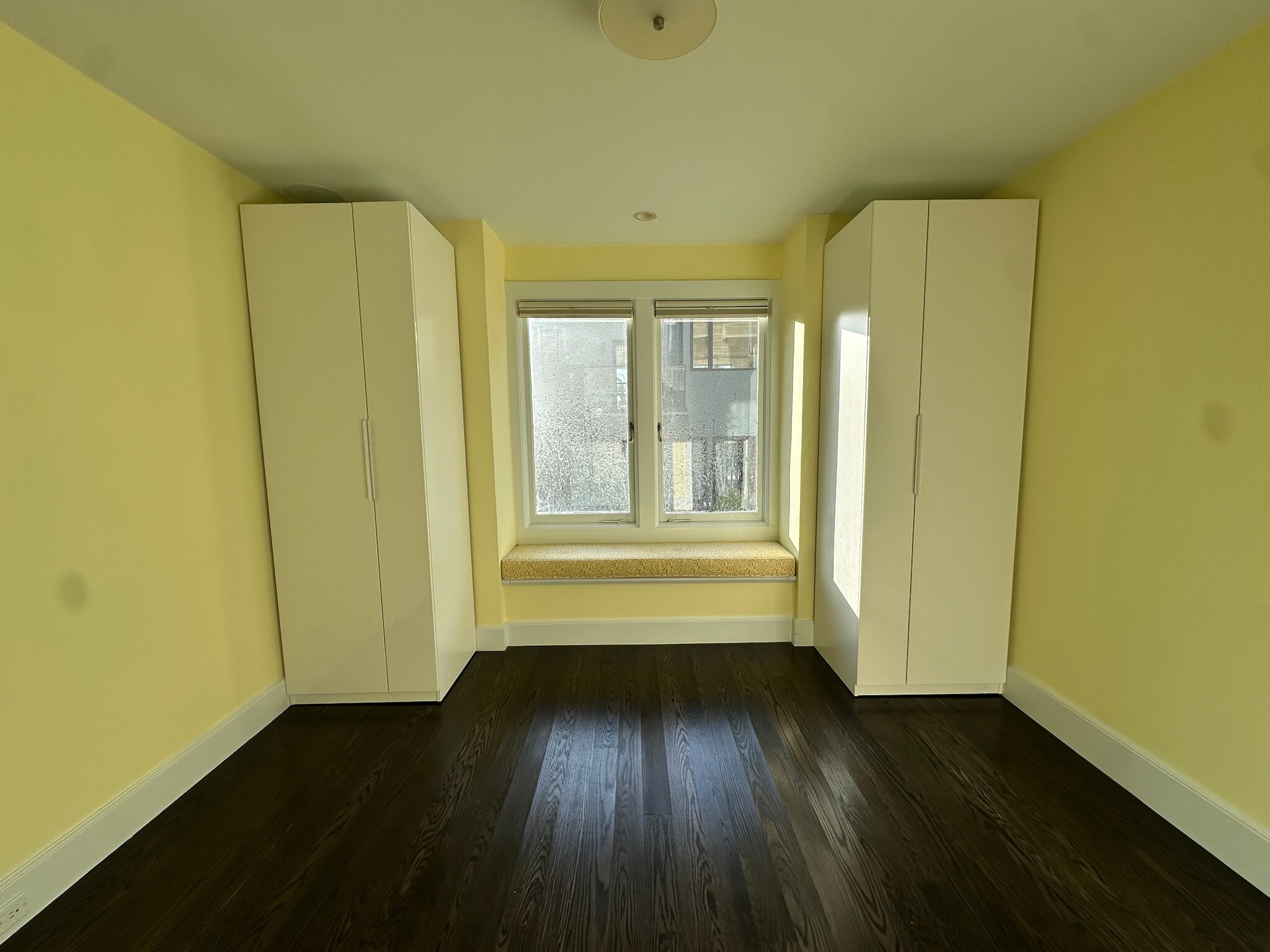 Building Photo - 46 Culebra Ter