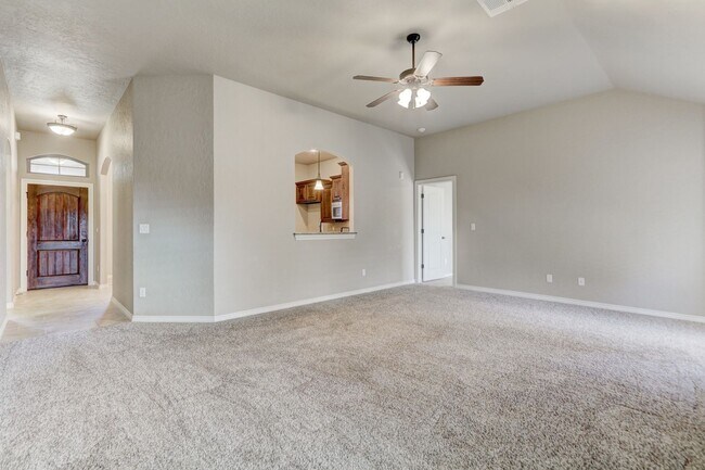 Building Photo - 308 Stoneridge Dr