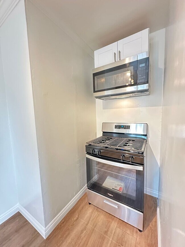 Building Photo - OCEAN57