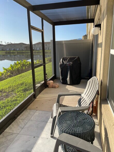 Screened lanai - 6341 Brant Bay Blvd