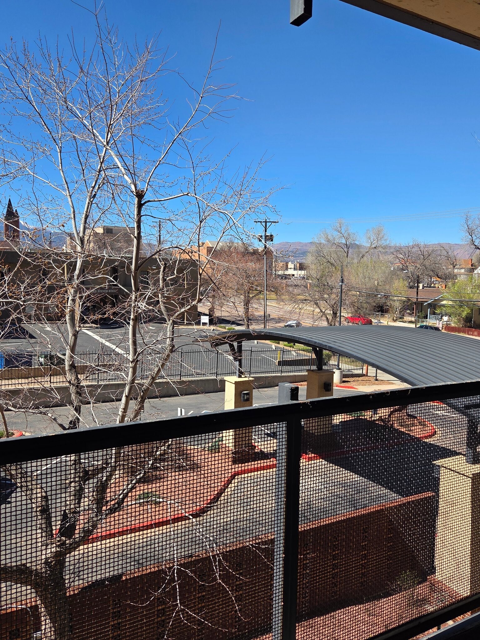 Building Photo - 417 E Kiowa St