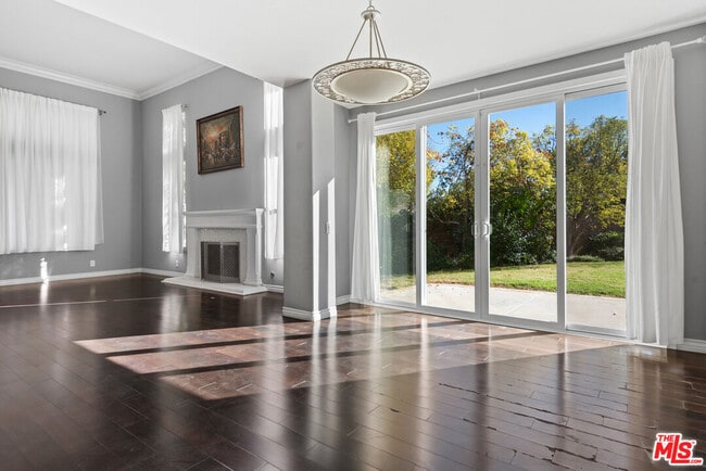 Building Photo - 24310 Belford Ct