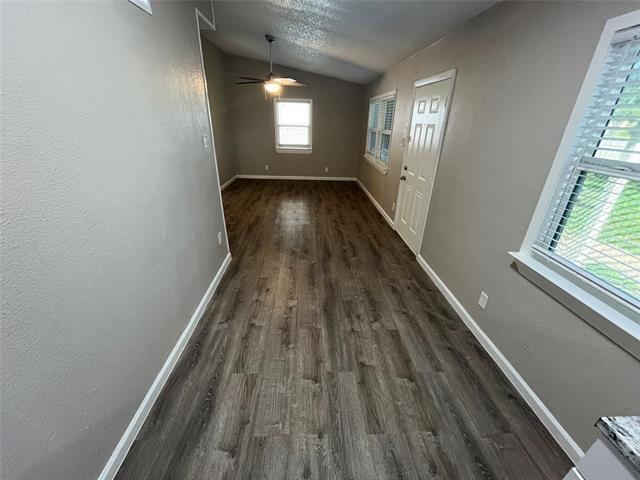 Building Photo - 332 Cresthill Dr