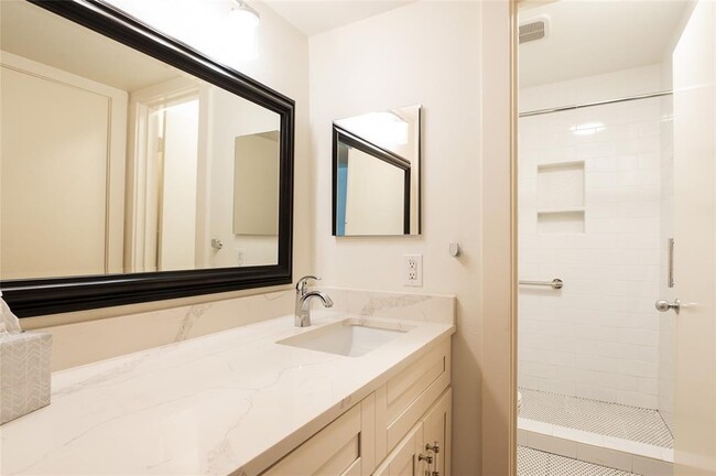 Building Photo - 7920 Rockwood Ln