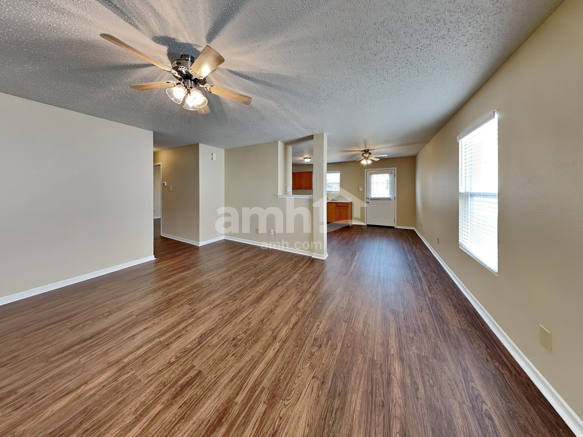 Building Photo - 10767 Wymm Ln