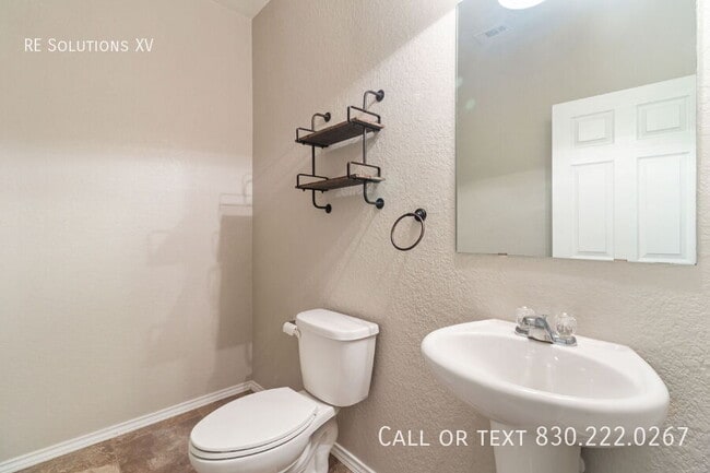 Building Photo - 730 Trinity Star