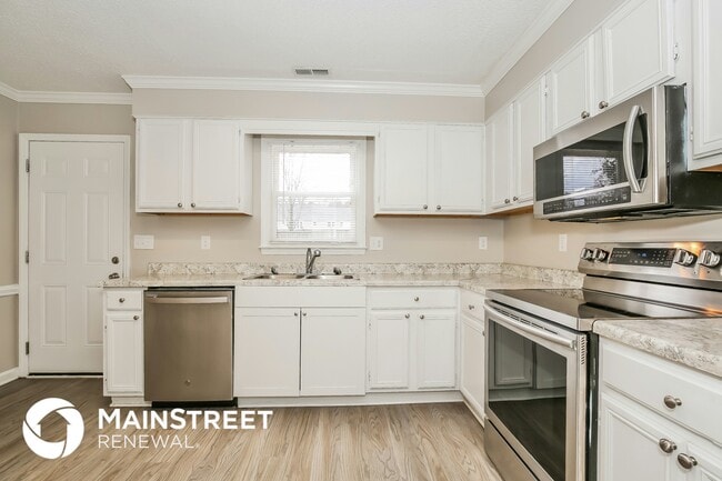 Building Photo - 2436 Dewberry Farm Ln