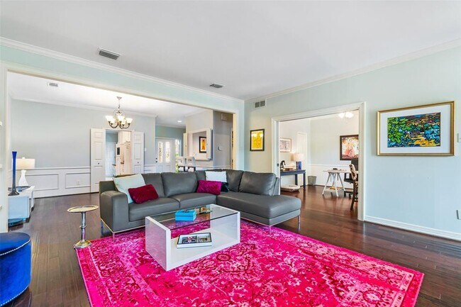 Building Photo - 12433 Montego Plaza