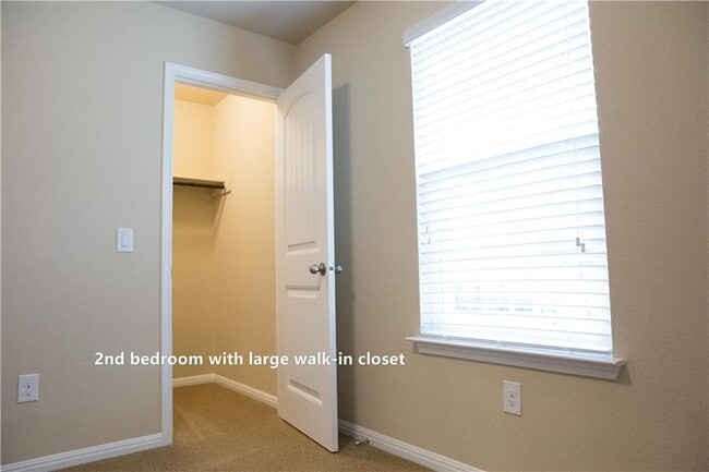 Building Photo - 11117 Furrow Hill Dr