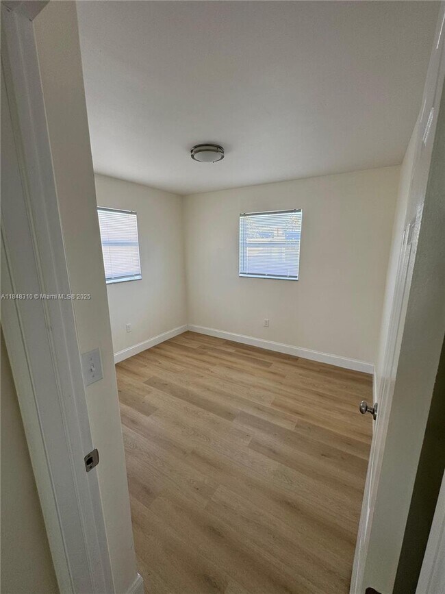 Building Photo - 10541 SW 184th St
