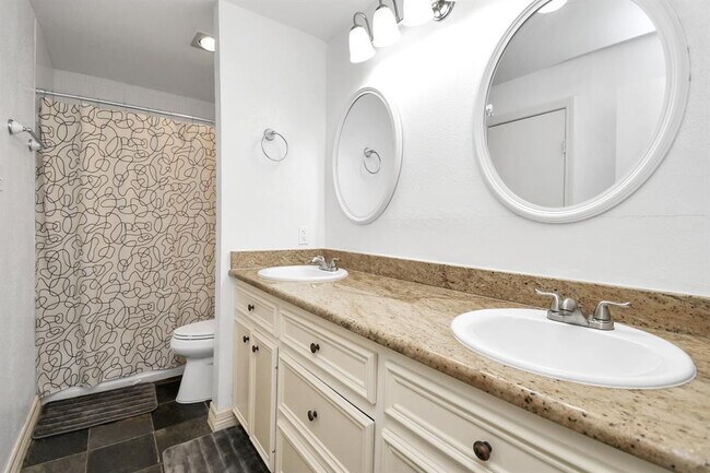 Building Photo - 7950 N Stadium Dr