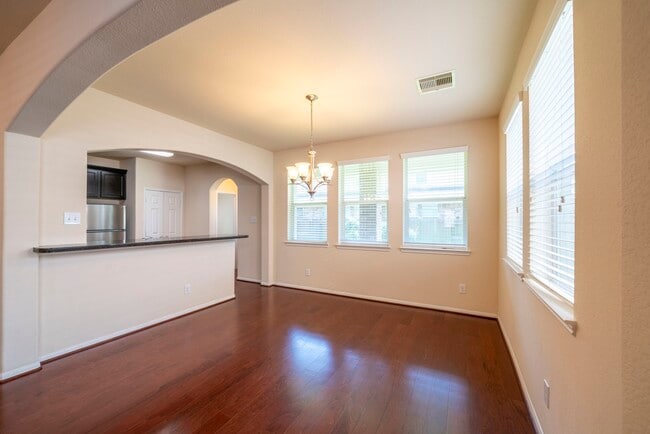 Building Photo - 3906 Waterford Ln