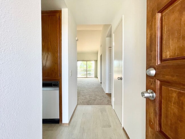 Building Photo - Upper Level Condo in The Villas of Calavera Hills!