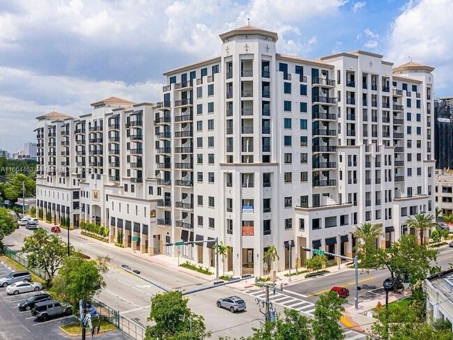 Building Photo - 301 Altara Ave
