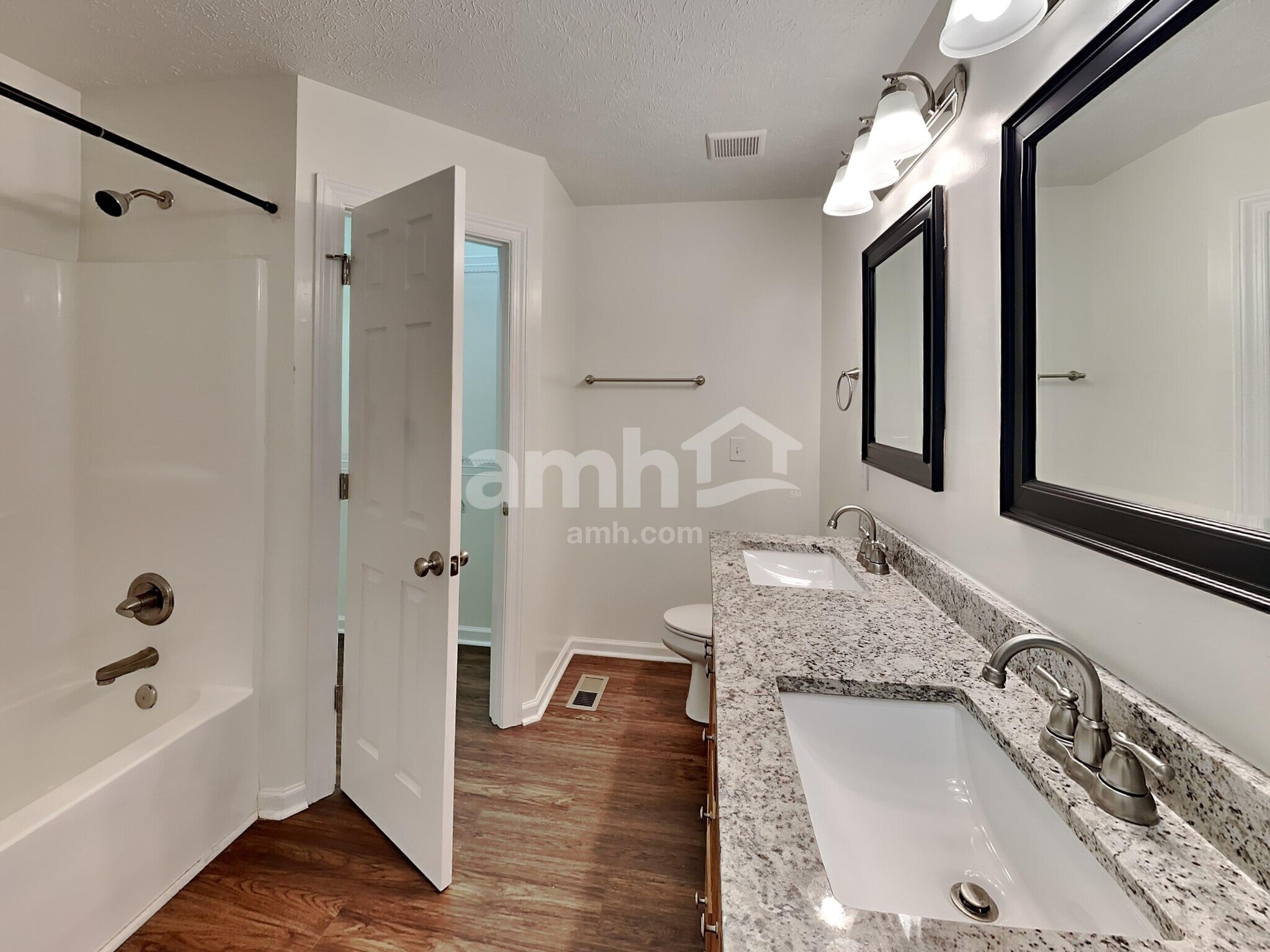 Building Photo - 4864 Ark Ln