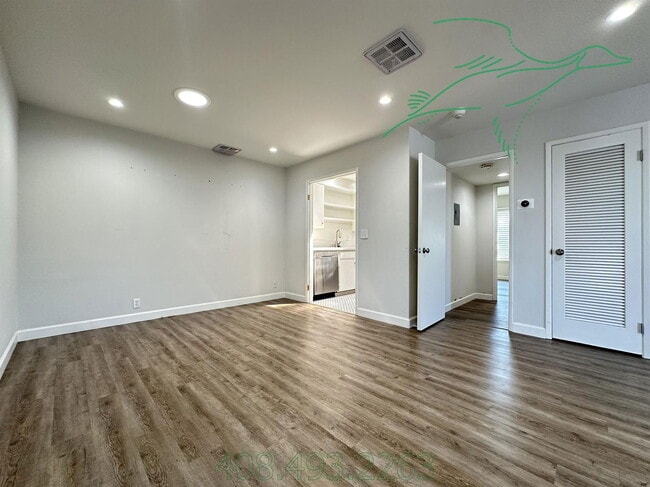 Building Photo - 1910 Mt Vernon Ct