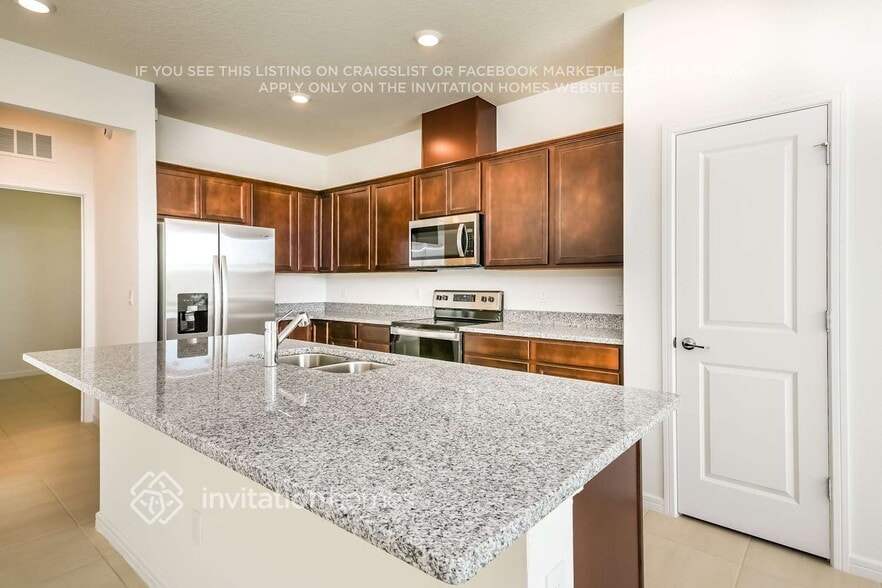 Building Photo - 2116 Serene Soul St