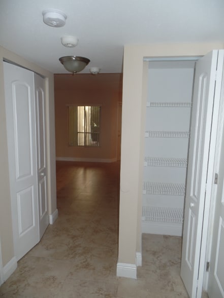 Building Photo - 2485 NW 33rd St