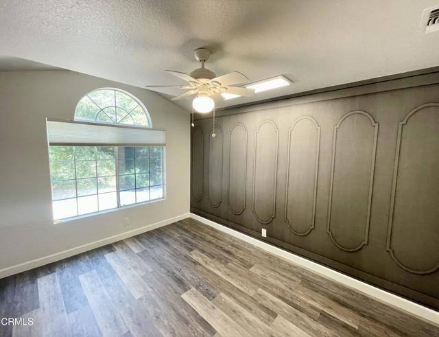 Building Photo - 864 E Sacramento St