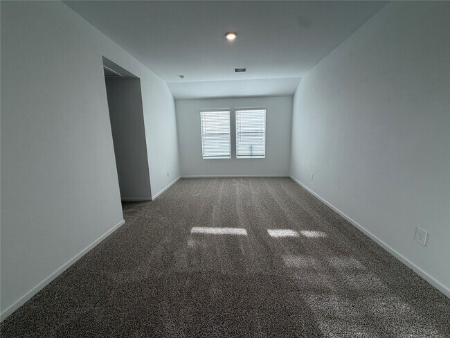 Building Photo - 27714 Hudson Sands Ln