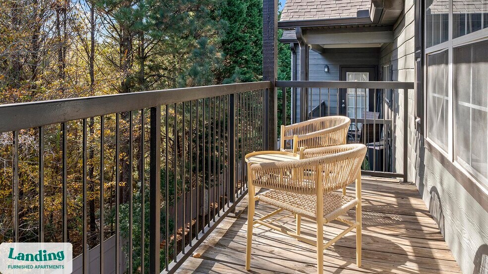 Building Photo - 100 Crossing Blvd