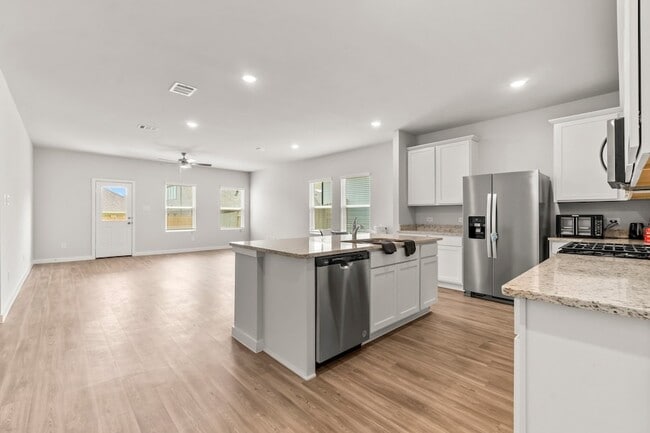 Building Photo - 11617 Whirlaway Dr