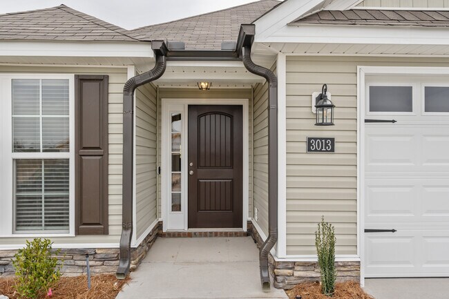 Building Photo - 3013 Brems Dr