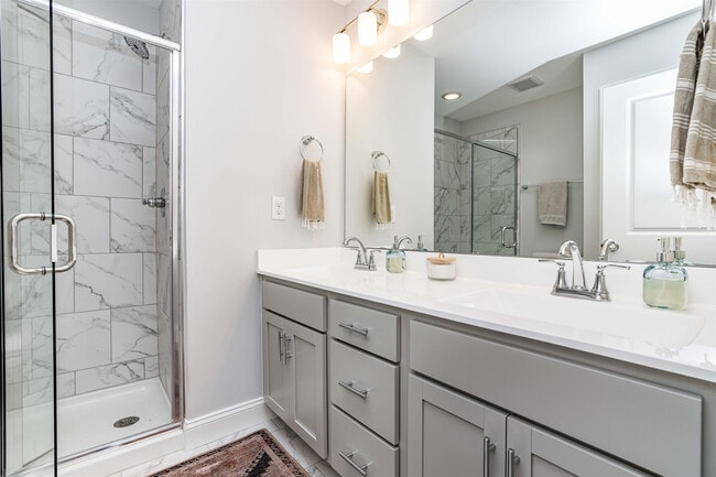 Building Photo - 6801 Milligan Way