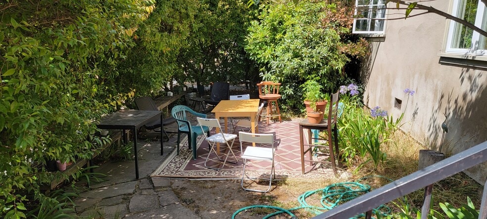 Building Photo - 2801 Cherry St