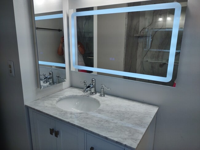 Building Photo - 13983 Cabells Mill Dr