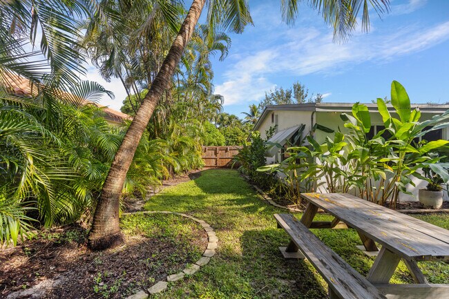 Building Photo - 170 NW 7th St