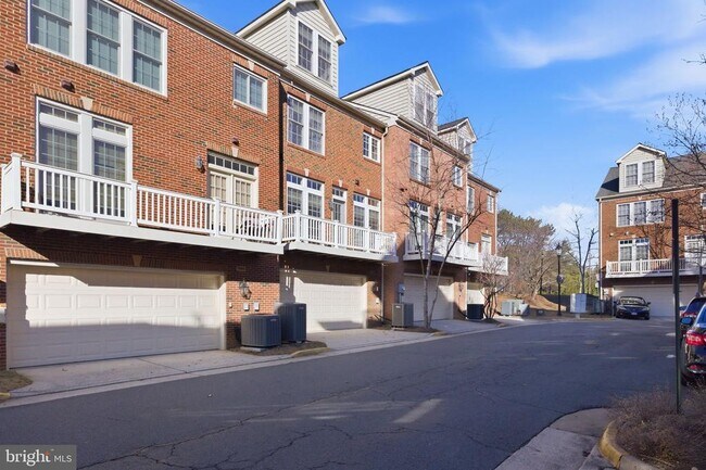 Building Photo - 7996 Reserve Way