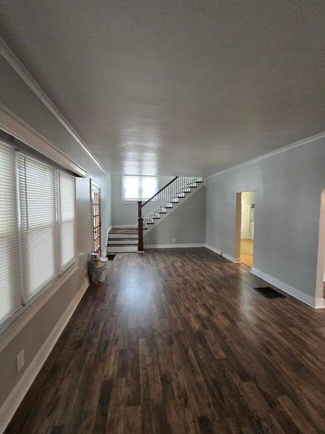Building Photo - Three Bedroom Home located on Westside near 30th Street and MLK Drive