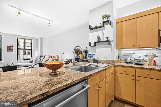 Building Photo - 631 D St NW