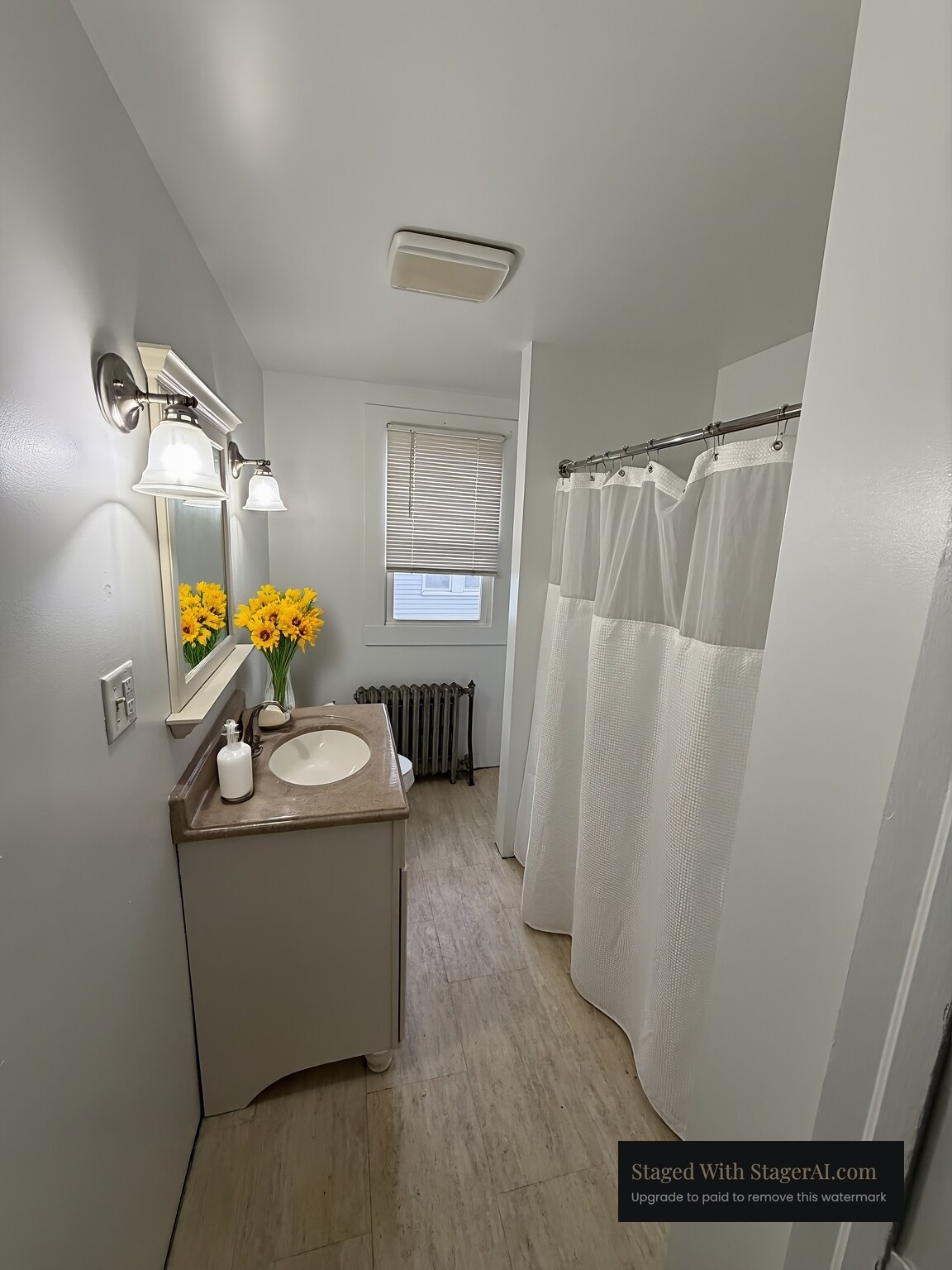 Building Photo - 517 Miles Ave