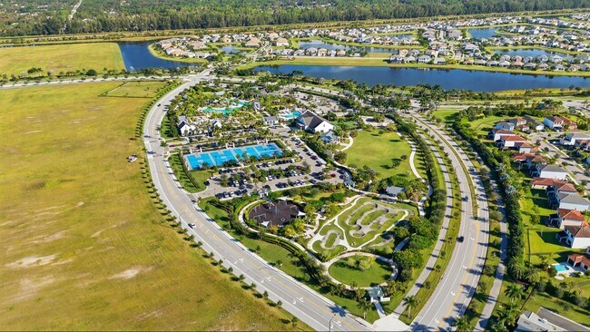 Building Photo - 14208 Lacebark Ln