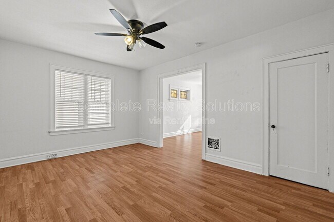 Building Photo - 4765 Goethe Ave