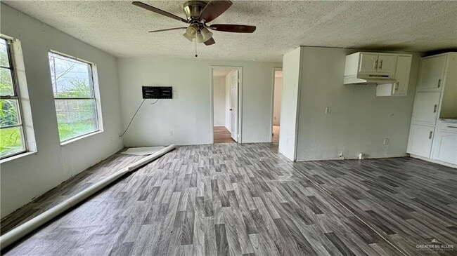 Building Photo - 2641 Suarez Dr