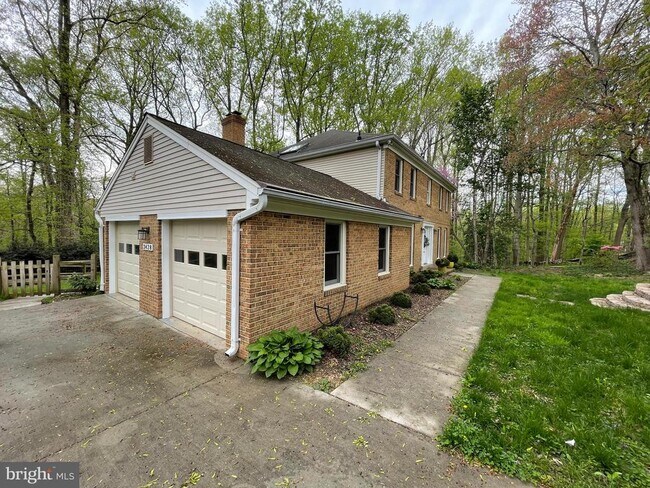 Building Photo - 3428 Reedy Dr