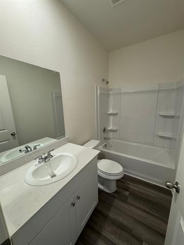 Building Photo - 4909 Mccoy Dr