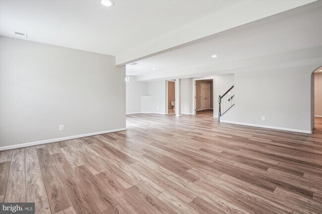 Building Photo - 2973 Myrtlewood Dr
