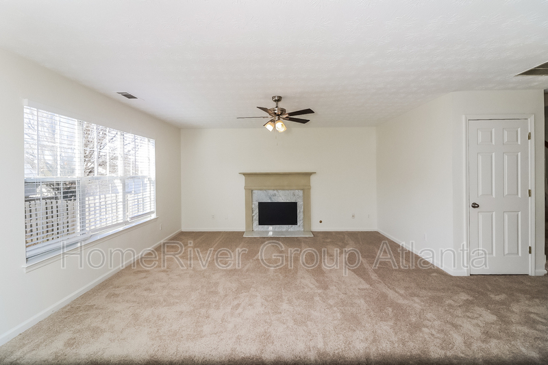 Building Photo - 517 Cascade Walk