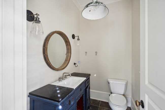 Building Photo - 6BD/5BA Custom Home for Lease in Daniel Island Park