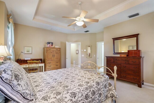 Building Photo - 4929 Old Creek Dr