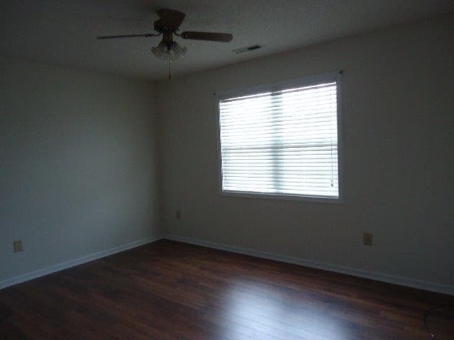 Building Photo - 109 Willow Way