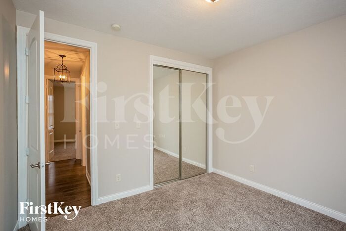 Building Photo - 12329 Guy Way