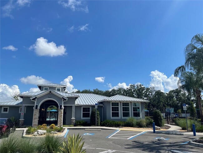 Building Photo - 7832 Red Hickory Pl